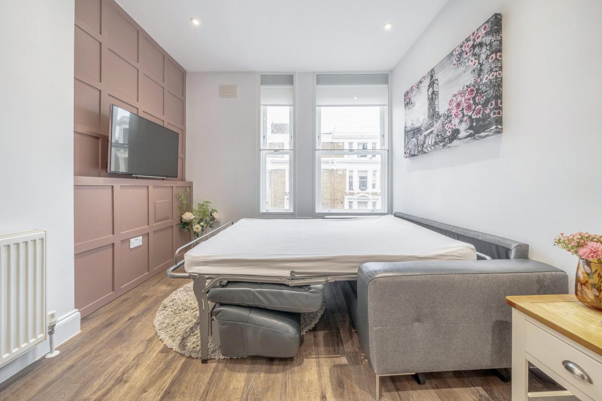 Bright & Modern 2-Bed Notting Hill Apartment Лондон Екстериор снимка