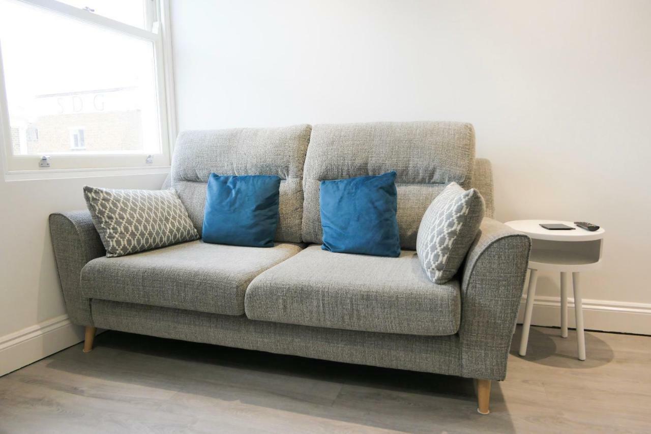 Bright & Modern 2-Bed Notting Hill Apartment Лондон Екстериор снимка