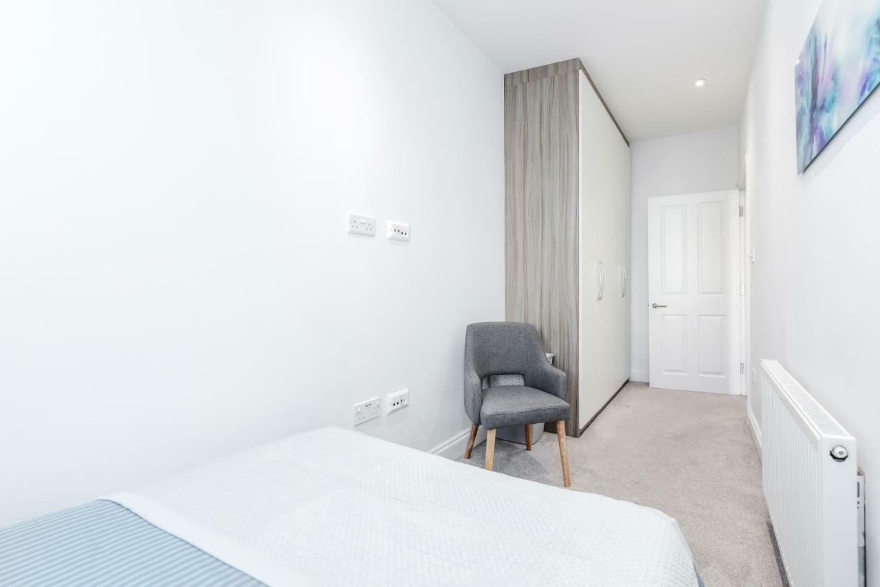 Bright & Modern 2-Bed Notting Hill Apartment Лондон Екстериор снимка